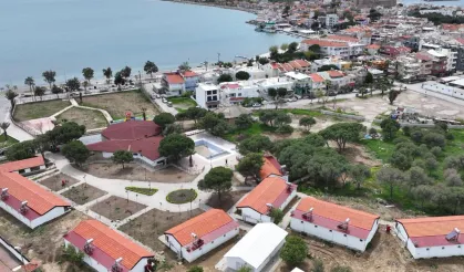 İzmir'de Çandarlı Sosyal Tesisi yenilendi