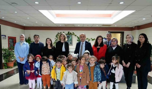 Üniversitenin uygulama anaokulu öğrencilerinden Rektör Keleş’e ziyaret