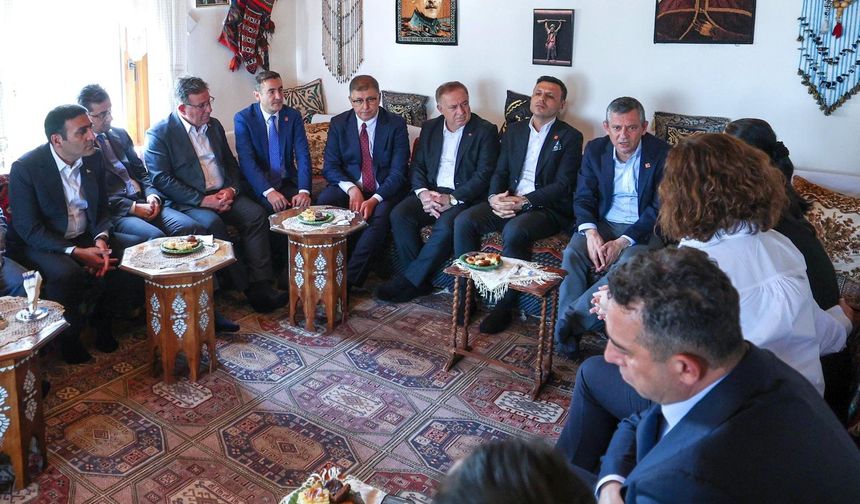 Cemil Tugay ile Özel İstanbul’da Buluştu