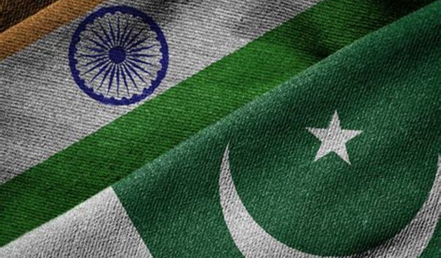 Hindistan’dan 3 Bölgeden Füze Saldırısı Açıklaması